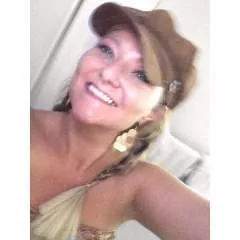 Shelleleemeee photo on Jungo Live