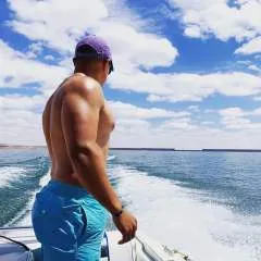 Derrickiss photo on Jungo Live