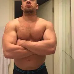 Leon James photo on Jungo Live