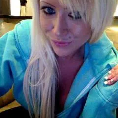 Anna........ photo on Jungo Live