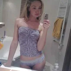 Hottiechloe photo on Jungo Live