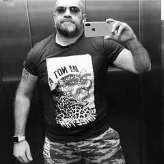 Sweetness_pedro photo on Jungo Live