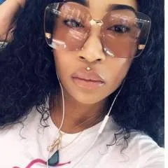 Mollyx Morgan photo on Jungo Live