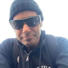 Fists O Kiss photo on Jungo Live