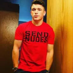 Careyettecraig photo on Jungo Live