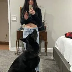 Gothicgirl photo on Jungo Live