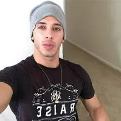 Kelly photo on Jungo Live