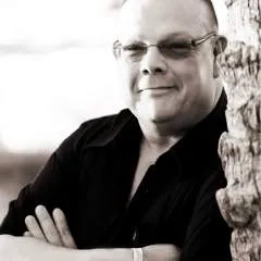 Bruce........ photo on Jungo Live