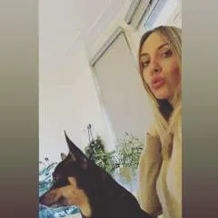 Dellabarton photo on Jungo Live