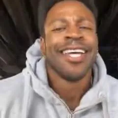 Nana photo on Jungo Live