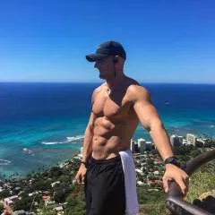 Paularney........ photo on Jungo Live