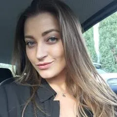 Danielle photo on Jungo Live