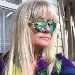 Iam4u2 photo on Jungo Live