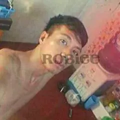 Robiee photo on Jungo Live