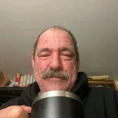 James........ photo on Jungo Live