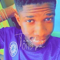 Steph photo on Jungo Live