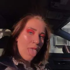 Halle photo on Jungo Live