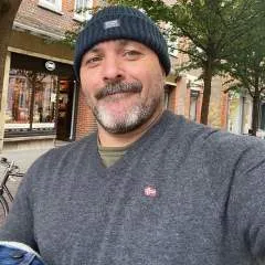 Alexgreg photo on Jungo Live