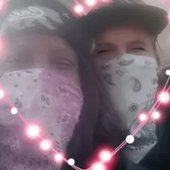 Dee Dee photo on Jungo Live