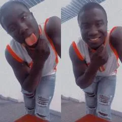 Dark_choclate 👅 photo on Jungo Live