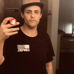 Mr.makeusquirt photo on Jungo Live