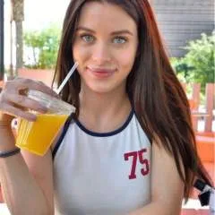 Emma........ photo on Jungo Live