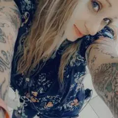 Carolyn photo on Jungo Live