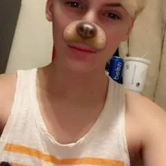 Auguste photo on Jungo Live