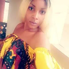 Laura photo on Jungo Live