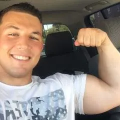 Reyes photo on Jungo Live