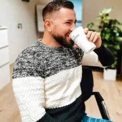 Juliejay photo on Jungo Live