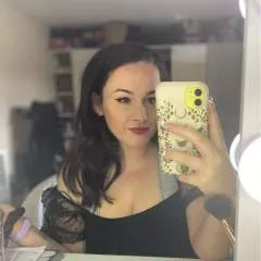 Madam Ells photo on Jungo Live