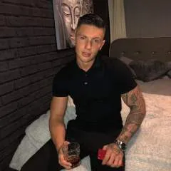 Jayjay87 photo on Jungo Live