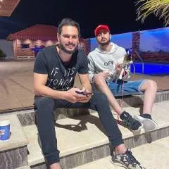 Roydau photo on Jungo Live