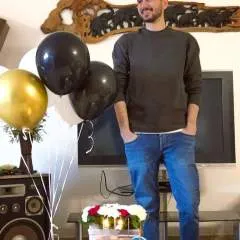 Roydau photo on Jungo Live