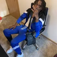 Moemoe5 photo on Jungo Live