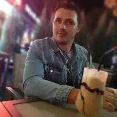 Johnny photo on Jungo Live