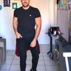 Chrisbee photo on Jungo Live