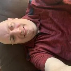 Knuckles77 photo on Jungo Live