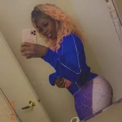 Lola photo on Jungo Live