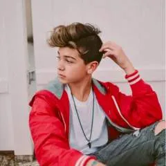 Ian photo on Jungo Live