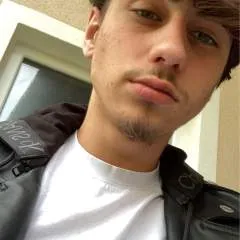 Zzz photo on Jungo Live