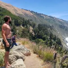 Constantin Isaac photo on Jungo Live