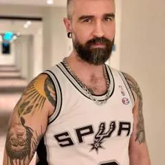 Eddiewoodard photo on Jungo Live