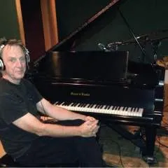 Tad photo on Jungo Live