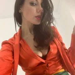 Goddess Lora photo on Jungo Live