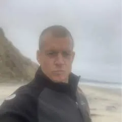 Johnny Ballsonya photo on Jungo Live