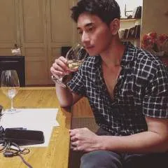 Huan photo on Jungo Live