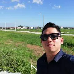 Pete Lenares Robles photo on Jungo Live