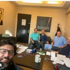 Lini Dr photo on Jungo Live